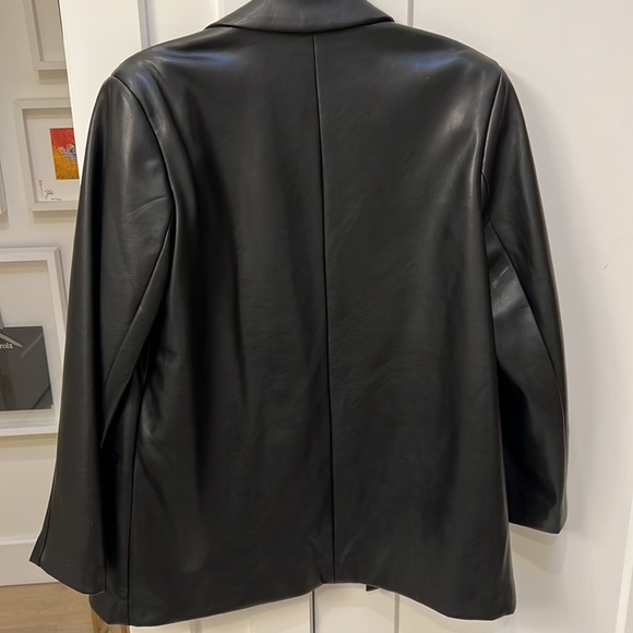 Abercrombie and fitch vegan leather blazer - Picture 2 of 2